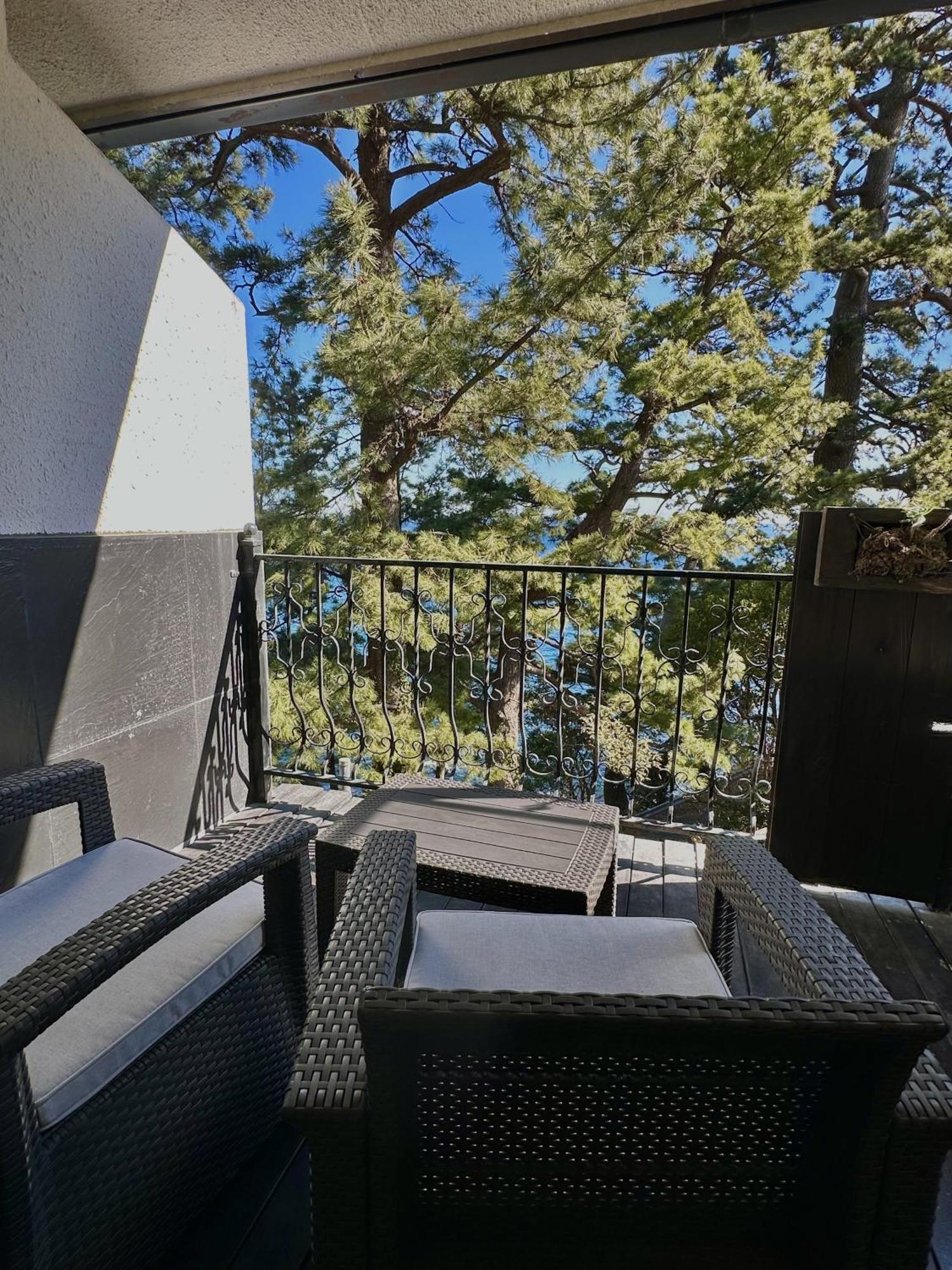 Isana Resort Ито Екстериор снимка