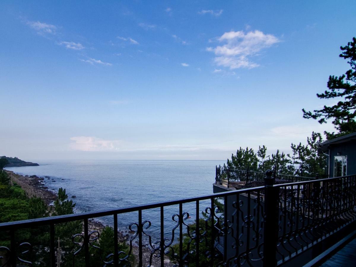 Isana Resort Ито Екстериор снимка